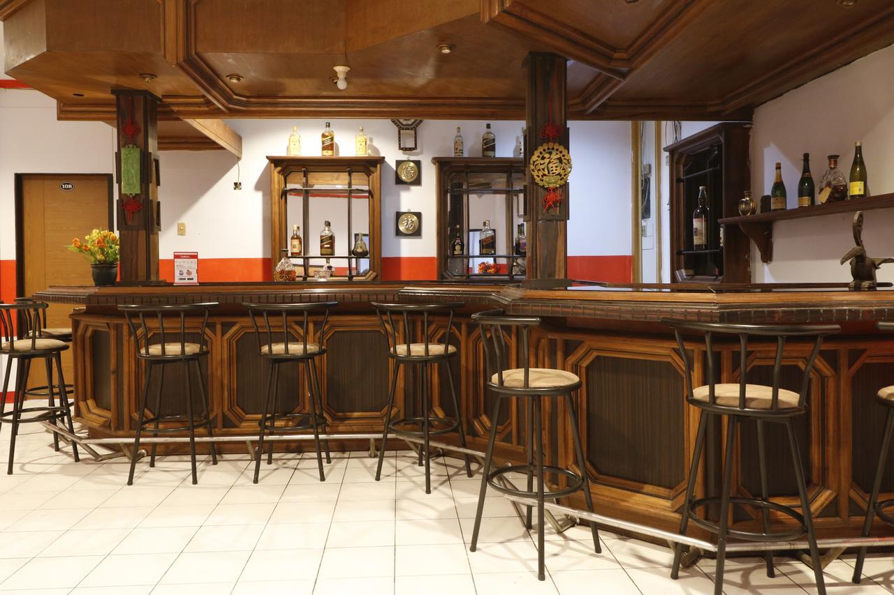 RedDoorz Plus @ Samratulangi Manado Zewnętrze zdjęcie